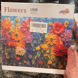 Colorful Flower Jigsaw Puzzle - 1000 Pieces nwt in box unopened